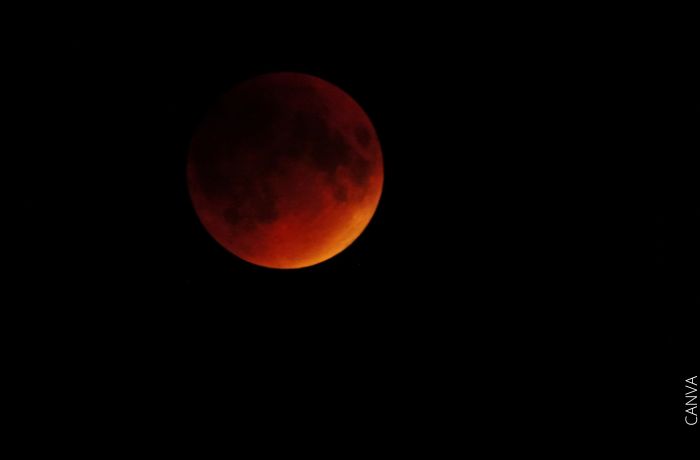 Krvava luna: duhovni pomen in kako vpliva na vas