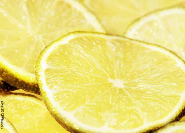 Sitruunarituaali: vinkkejä huonojen energioiden pitämiseksi poissa elämästäsi