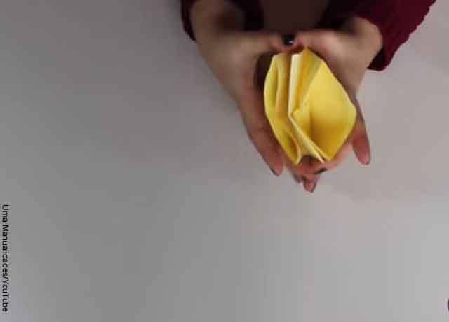 Cara membuat boneka kertas, sangat mudah dan cepat!