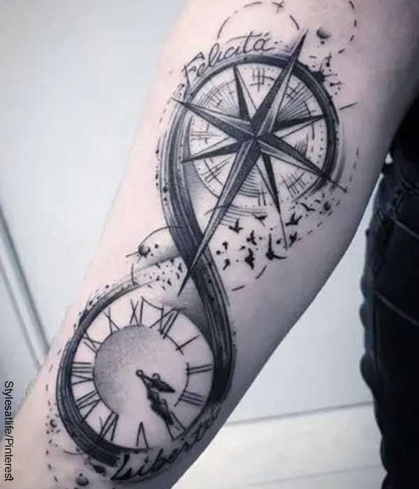 tattoos Clock: macnaha naqshadahan cajiibka ah