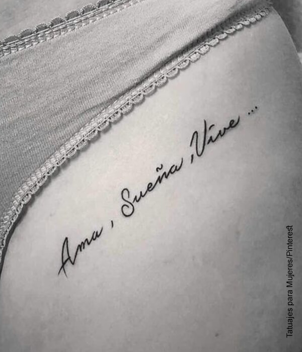 Tatuazhe për femra: fraza super frymëzuese
