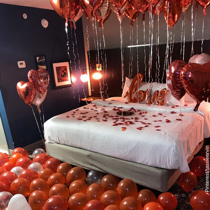 Como decorar unha habitación romántica para un home con globos