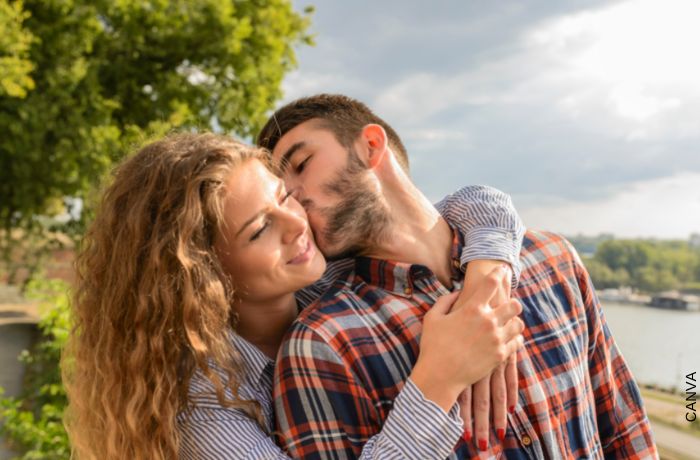 Quelques signes pour savoir si un baiser est sincère