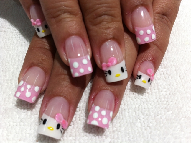 Hello Kitty nails, научете како да ги правите со ова упатство
